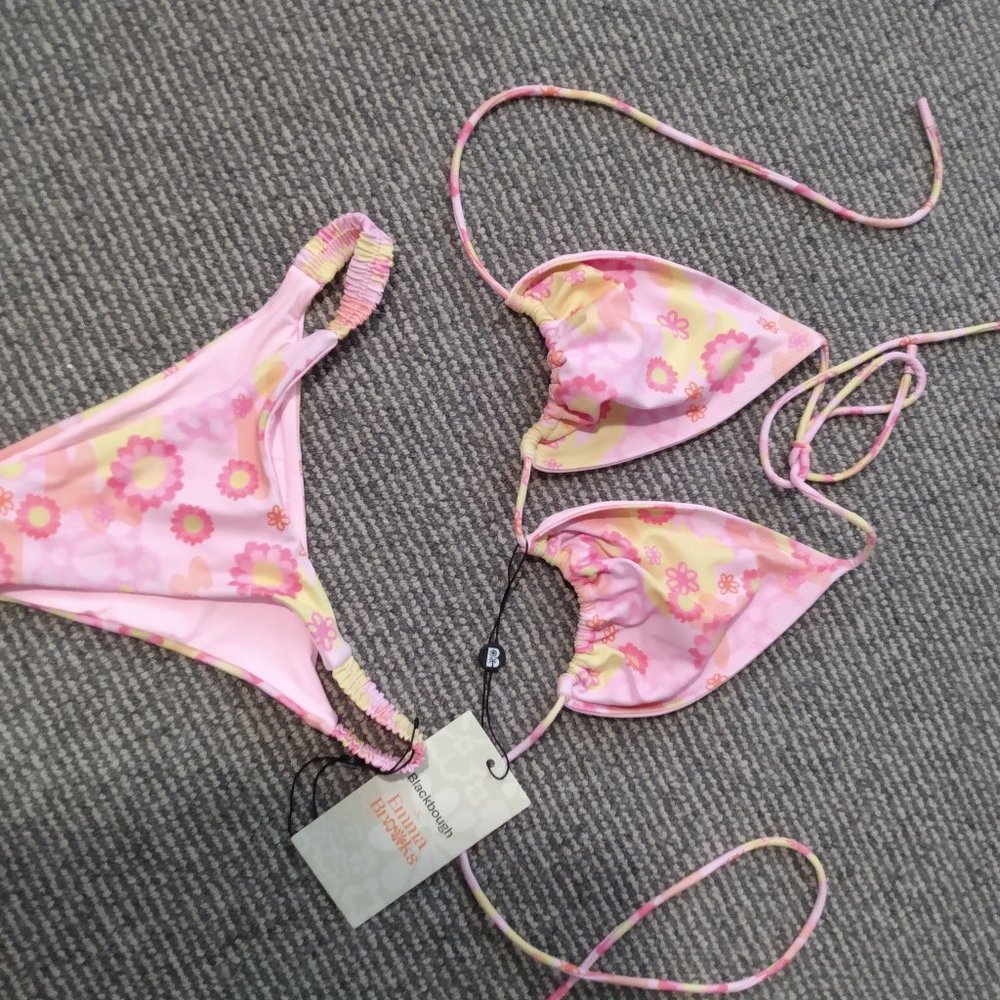 NWT Blackbough bikini